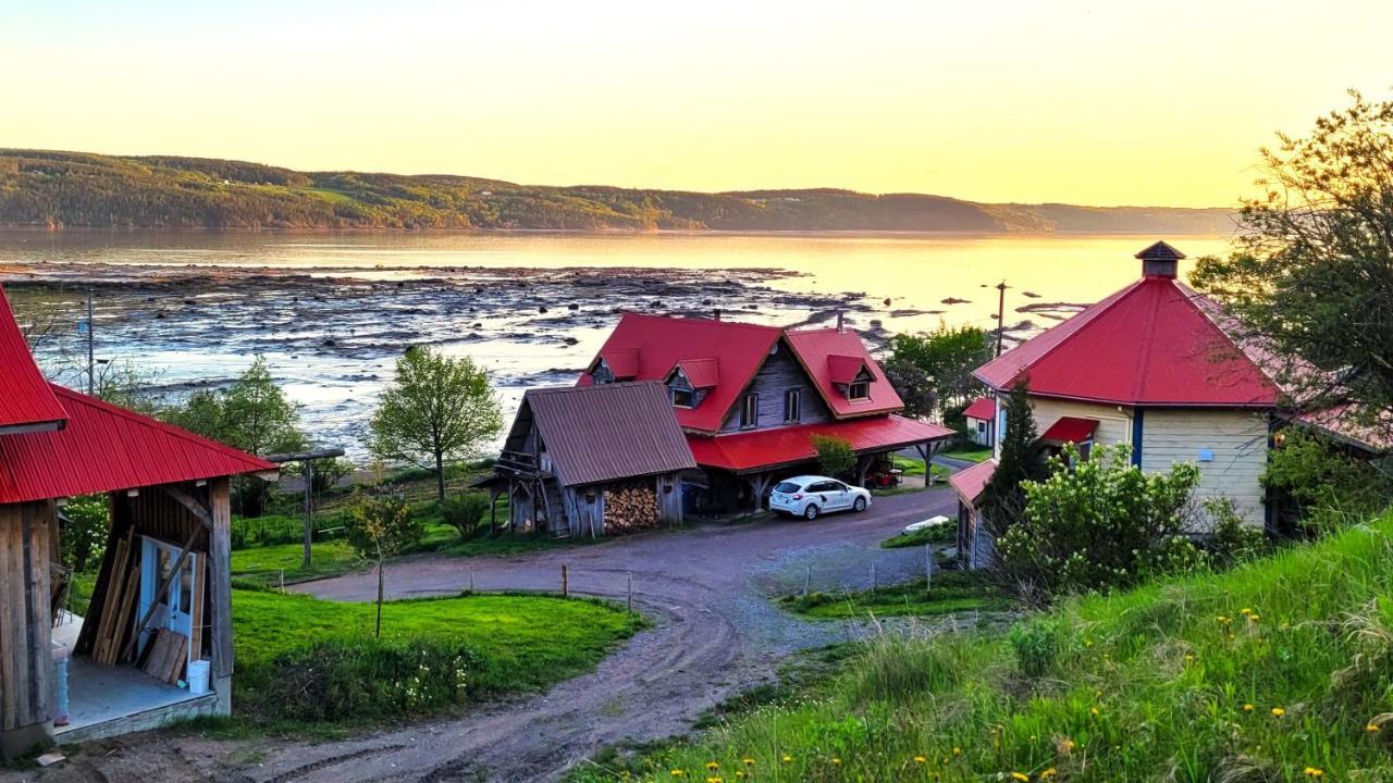 La Vieille Ferme, Ecogite Saint-Fulgence Eksteriør billede