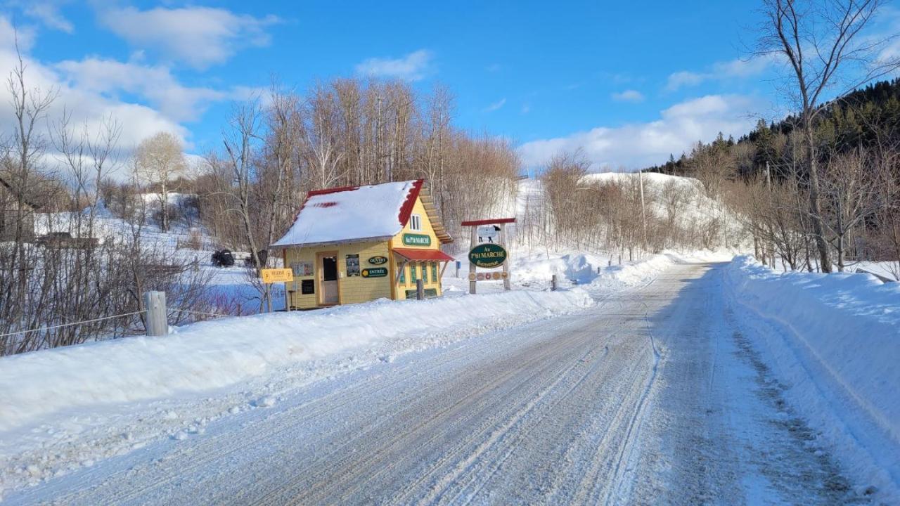 La Vieille Ferme, Ecogite Saint-Fulgence Eksteriør billede